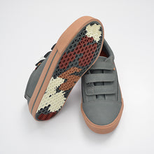 Load image into Gallery viewer, Grey Strap Touch Fastening Shoes (Older Boys)
