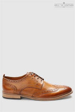 Load image into Gallery viewer, TAN CONTRAST BROGUE 6.5 EU 40 - Allsport