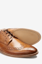 Load image into Gallery viewer, TAN CONTRAST BROGUE 6.5 EU 40 - Allsport