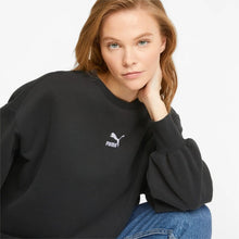 Load image into Gallery viewer, CLASSICS OVERSIZED CREW WOMEN'S SWEATSHIRT