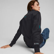 Load image into Gallery viewer, Mercedes-AMG Petronas Motorsport Formula One MT7 Track Jacket Men