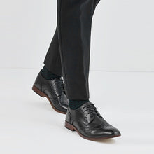 Load image into Gallery viewer, Black Regular Fit Mens Contrast Sole Leather Brogues