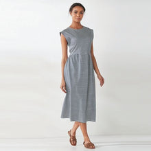 Load image into Gallery viewer, NAVY STRIPE TEE DRES - Allsport