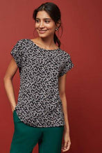 Load image into Gallery viewer, BLACK DITSY PRINT BOXY JERSEY T-SHIRT - Allsport