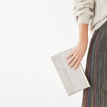 Load image into Gallery viewer, Shimmer Clutch Bag With Detachable Cross Body Chain