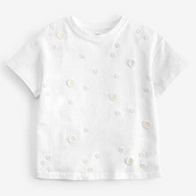 Load image into Gallery viewer, White Daisy Crochet T-Shirt (3-12yrs)