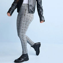 Load image into Gallery viewer, Monochrome Black/White White Check Ponte Zip Detail Leggings