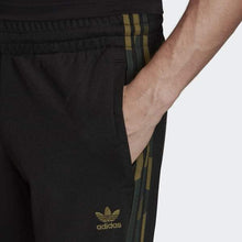 Load image into Gallery viewer, CAMOUFLAGE TRACK PANTS - Allsport