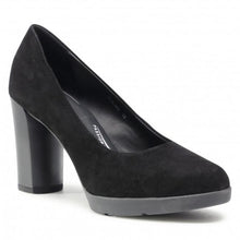 Load image into Gallery viewer, D ANYLLA H. D - GOAT SUEDE - Allsport