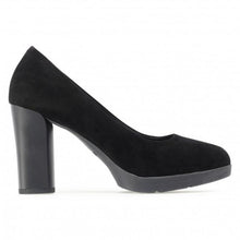 Load image into Gallery viewer, D ANYLLA H. D - GOAT SUEDE - Allsport