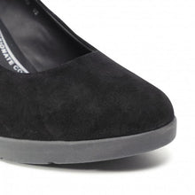 Load image into Gallery viewer, D ANYLLA H. D - GOAT SUEDE - Allsport
