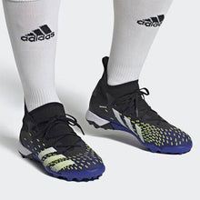 Load image into Gallery viewer, PREDATOR FREAK.3 TURF SHOES - Allsport