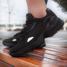 Load image into Gallery viewer, FALCON SHOES - Allsport