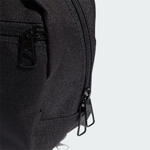 Load image into Gallery viewer, ESSENTIALS LOGO SHOULDER BAG