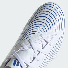 Load image into Gallery viewer, PREDATOR EDGE.4 FLEXIBLE GROUND BOOTS