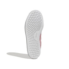 Load image into Gallery viewer, VULC RAID3R LIFESTYLE SKATEBOARDING 3-STRIPES SHOES