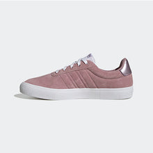 Load image into Gallery viewer, VULC RAID3R LIFESTYLE SKATEBOARDING 3-STRIPES SHOES