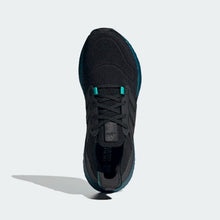 Load image into Gallery viewer, ULTRABOOST 22 - Allsport