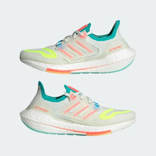 Load image into Gallery viewer, ULTRABOOST 22 SHOES - Allsport