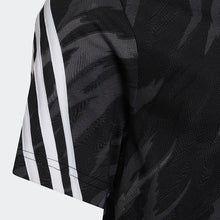 Load image into Gallery viewer, FUTURE ICONS 3-STRIPES JUNIOR TEE