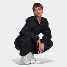 Load image into Gallery viewer, SPACER JUMPSUIT WITH NYLON POCKET OVERLAYS