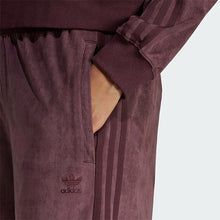Load image into Gallery viewer, ADICOLOR CLASSICS SUEDE CUFFED PANTS