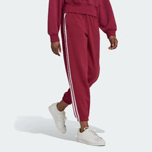 Load image into Gallery viewer, ADICOLOR CLASSICS RELAXED WOMEN SWEATPANTS