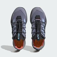 Load image into Gallery viewer, TERREX VOYAGER 21 TRAVEL SHOES