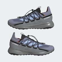 Load image into Gallery viewer, TERREX VOYAGER 21 TRAVEL SHOES