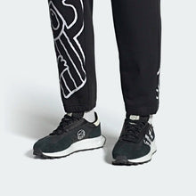 Load image into Gallery viewer, RETROPY E5 X ANDRÉ SARAIVA SHOES