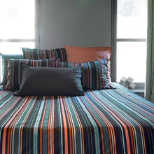 Load image into Gallery viewer, Housse de couette réversible percale de coton Exotica rayures (260x240)