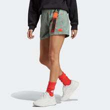 Load image into Gallery viewer, CITY ESCAPE SHORTS