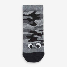 Load image into Gallery viewer, 7 Pack Multi Camouflage Cotton Rich Socks (Youger Boys)
