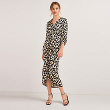 Load image into Gallery viewer, Black Print Ruched Front Midi Dress