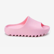 Load image into Gallery viewer, Pink Chunky Sliders (Older Girls)