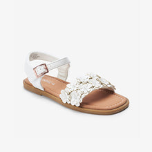 Load image into Gallery viewer, White Floral Sandals (Older Girls)
