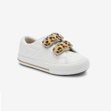 Load image into Gallery viewer, Animal Quilted Animal Strap Trainers (Younger Girl)