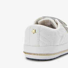Load image into Gallery viewer, Animal Quilted Animal Strap Trainers (Younger Girl)