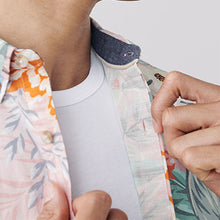 Load image into Gallery viewer, Pink Hawaiian Printed Short Sleeve Shirt
