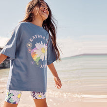 Load image into Gallery viewer, Blue Daisy T-Shirt And Cycle Short Set (3-12yrs)