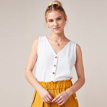 Load image into Gallery viewer, White Linen Blend Sleeveless Top