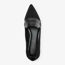 Load image into Gallery viewer, Black Forever Comfort® Point Toe Loafers