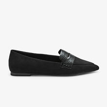 Load image into Gallery viewer, Black Forever Comfort® Point Toe Loafers
