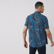 Load image into Gallery viewer, Blue/Black Printed Short Sleeve Shirt