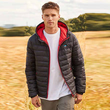 Load image into Gallery viewer, Navy Blue/Red Shower Resistant Lightweight Quilted Jacket