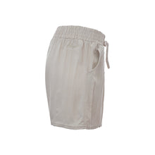 Load image into Gallery viewer, SHORT WOMAN