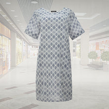 Load image into Gallery viewer, DRESS