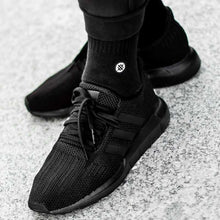 Load image into Gallery viewer, SWIFT RUN SHOES - Allsport