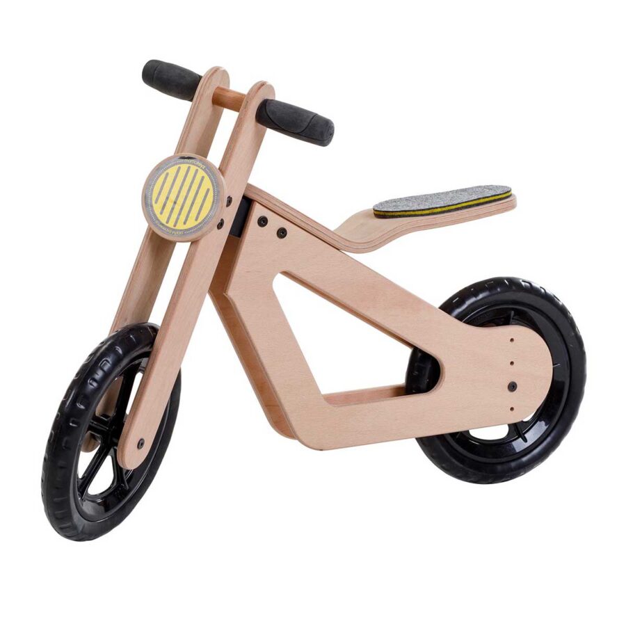 06 BALANCE BIKE