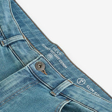 Load image into Gallery viewer, Blue Light Tint Summerweight Jeans
